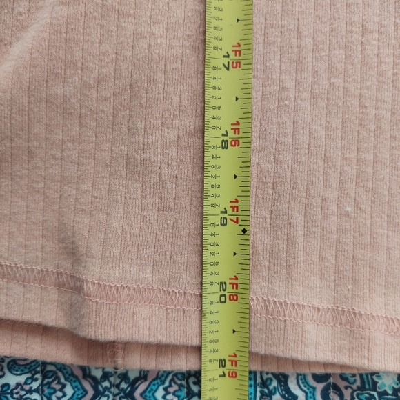 Utimately Free People The Rickie Long Sleeve Pull Over Top Size Meduim - Picture 8 of 8